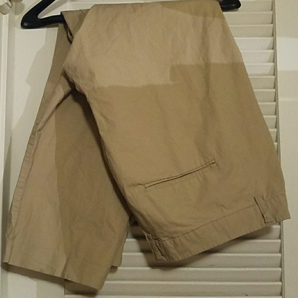 Capri pants